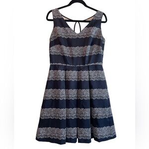 Julian Taylor sleeveless pleated dress, navy blue‎ and white, size 12